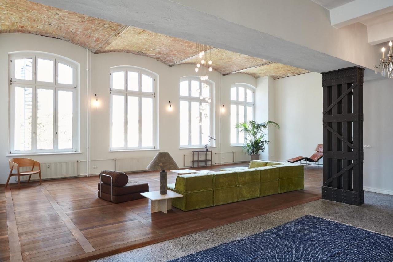 One-of-a-kind 300m2 Designer Loft In Berlin, Kreuzberg * Berlijn